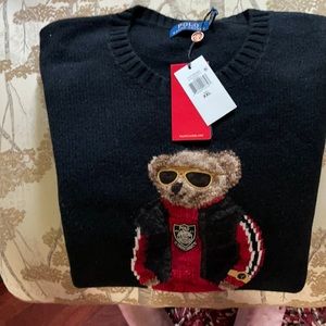 I never worn this sweater